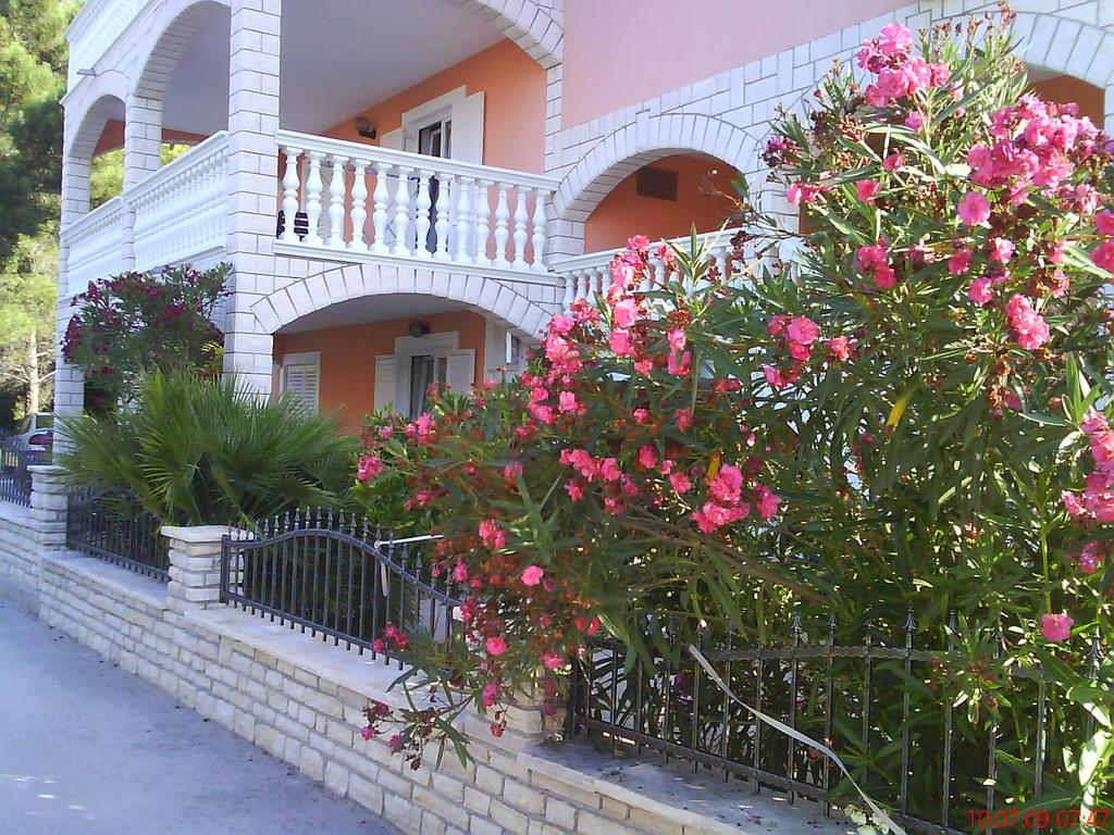 Apartments Tonimir Vodice Kültér fotó