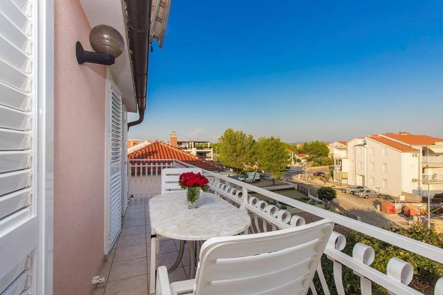 Apartments Tonimir Vodice Kültér fotó